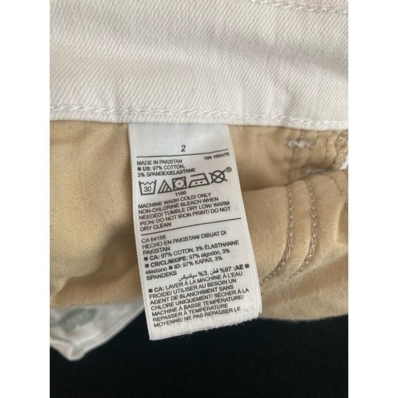 Old Navy Boyfriend Shorts Mid Rise Distressed White Shortie Women's Casual - Picture 4 of 9